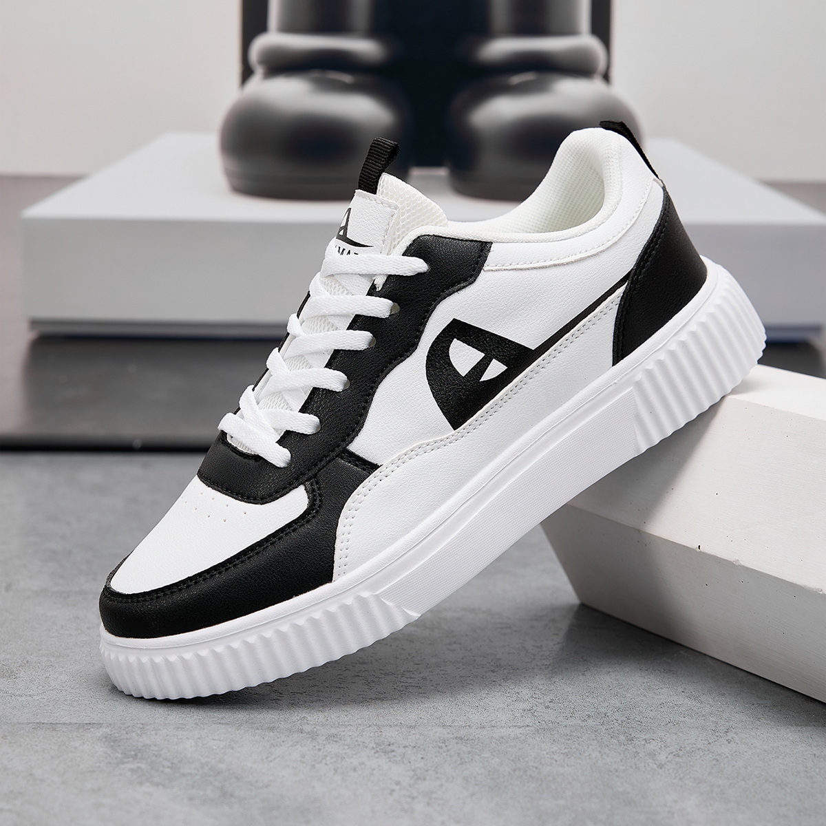 รองเท้าผู้หญิงรองเท้าสเก็ตบอร์ - Skateboard บทวิจารณ์และราคา